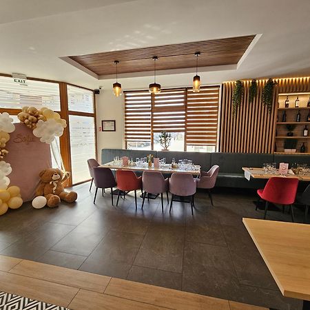 Hotel Bulevard Făgăraş Kültér fotó