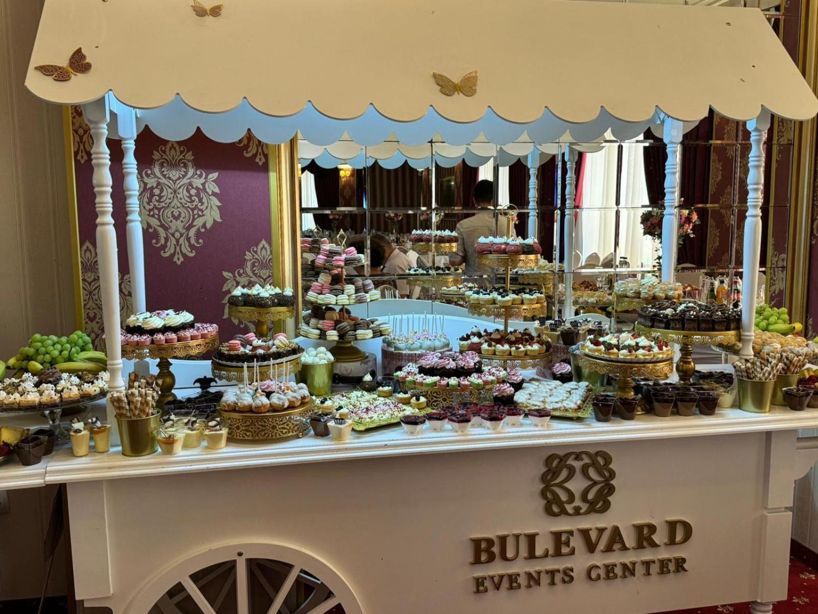 Hotel Bulevard Făgăraş Kültér fotó