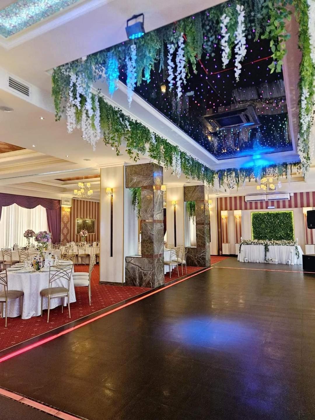 Hotel Bulevard Făgăraş Kültér fotó