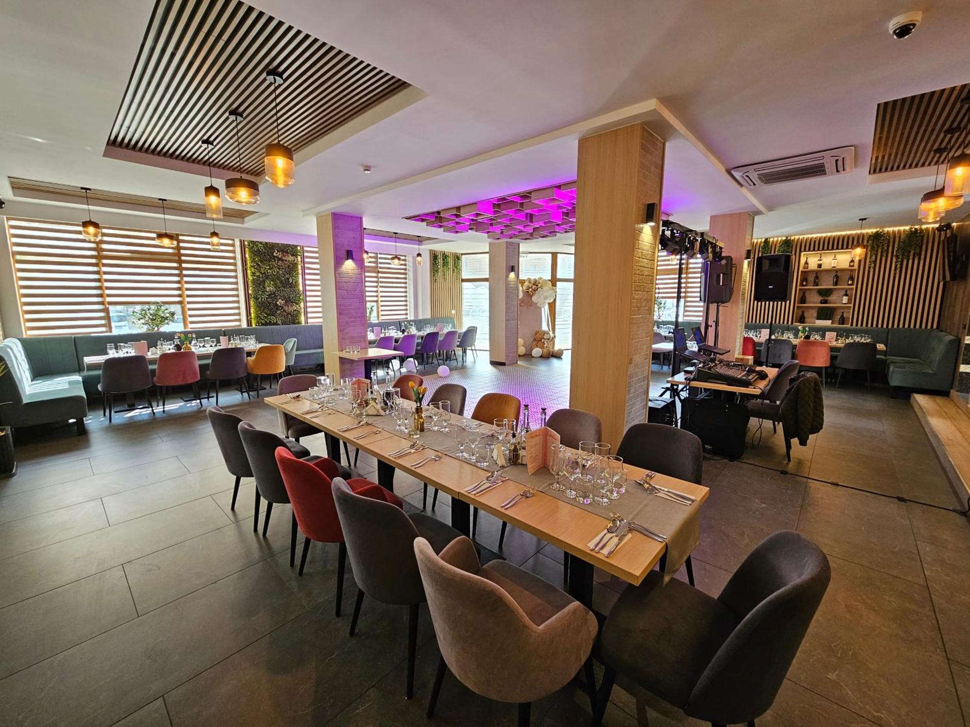 Hotel Bulevard Făgăraş Kültér fotó